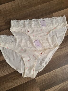 Auden Cream Lace-Trim Bikini Panties with Red Heart Print - 2 Pack